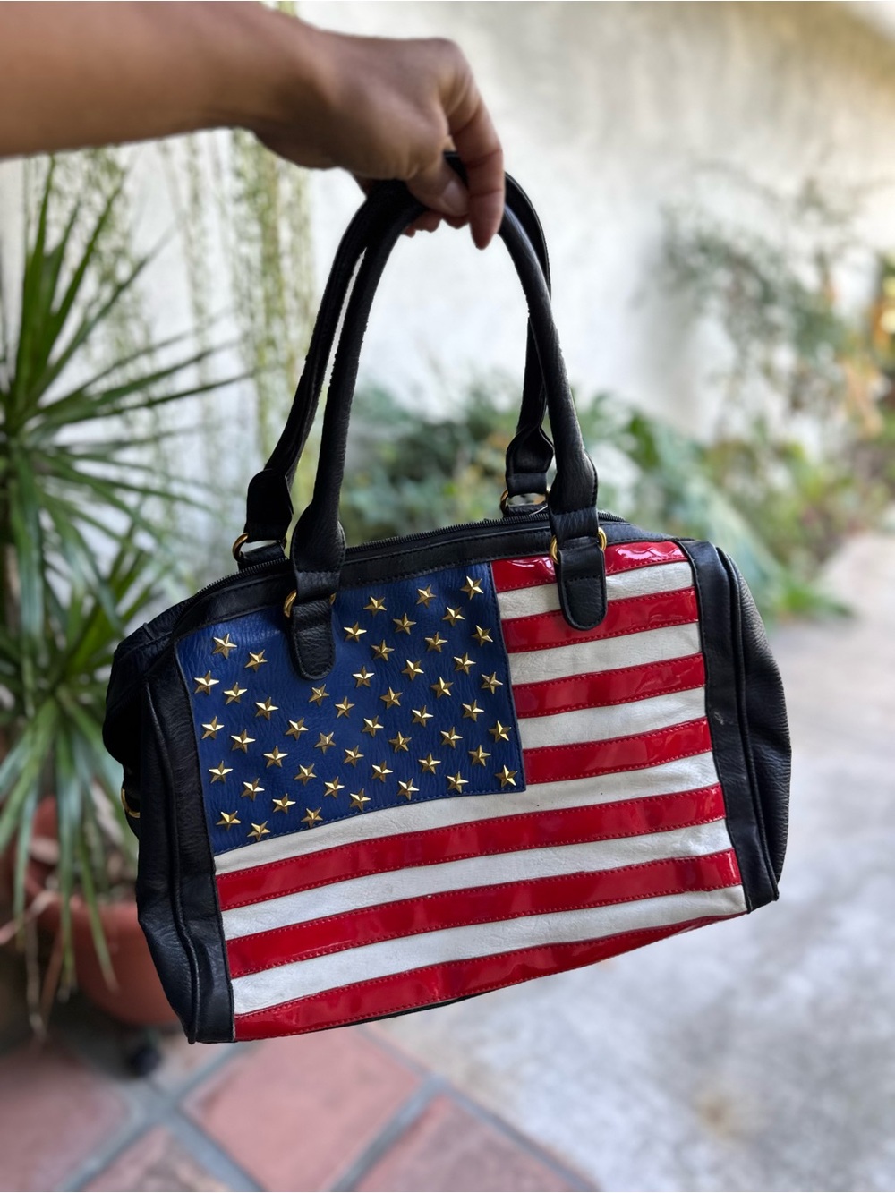 Vtg American Flag Accent Black Handbag